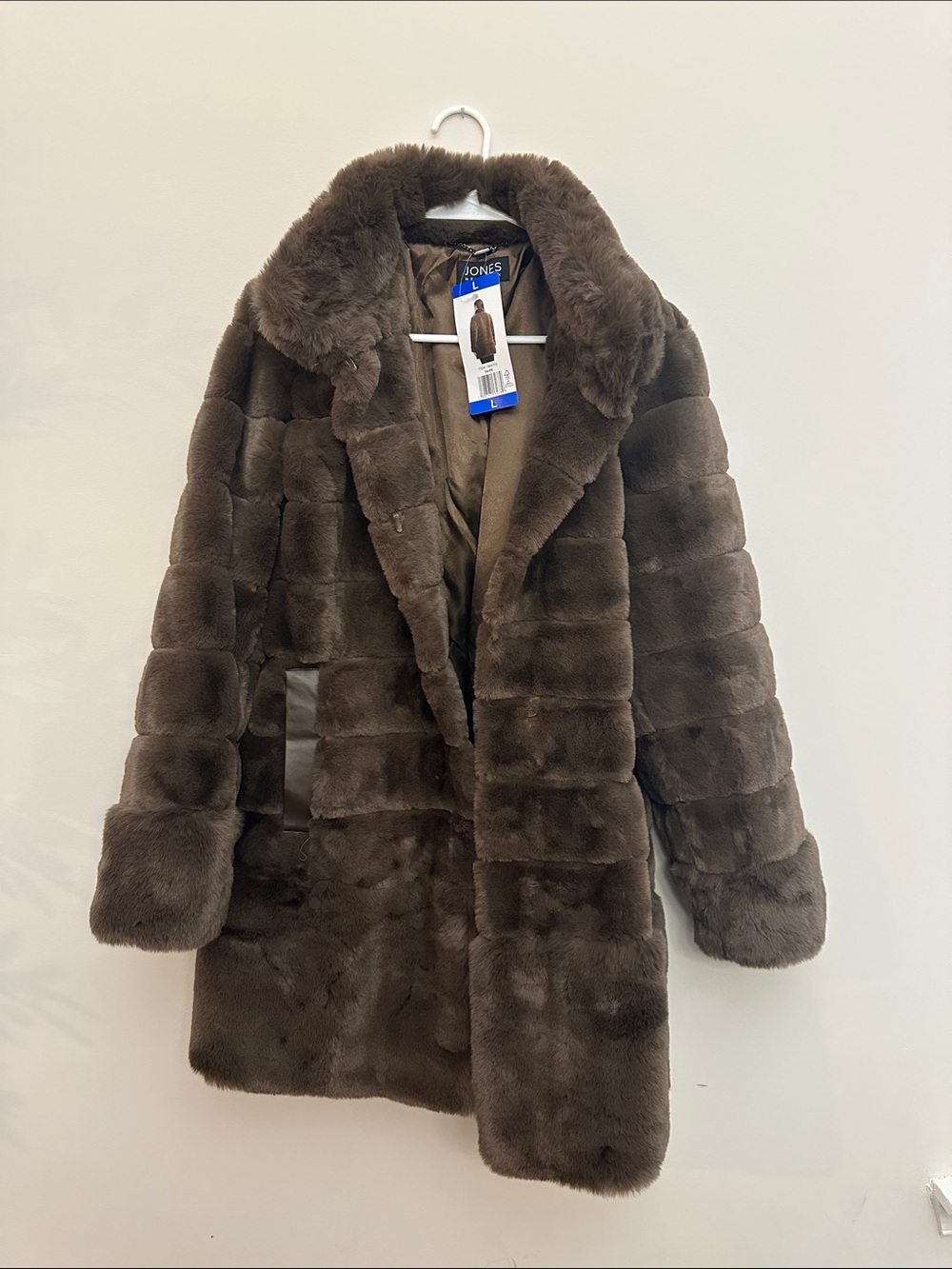 Jones New York Chocolate Brown Faux Fur Coat with Plush Collar